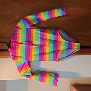 Girls size 6 swimsuit rash guard from Gymboree rainbow colors long sleeve